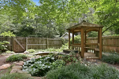 8704 Danbury Circle Raleigh NC 27613