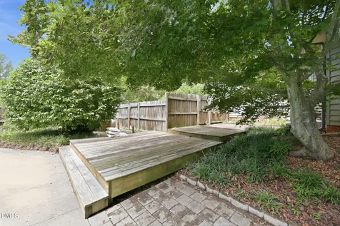 8704 Danbury Circle Raleigh NC 27613