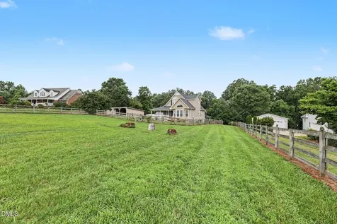 5714 Rolling Meadows Road Randleman NC 27317