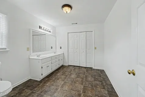 5714 Rolling Meadows Road Randleman NC 27317