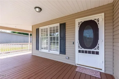 5714 Rolling Meadows Road Randleman NC 27317