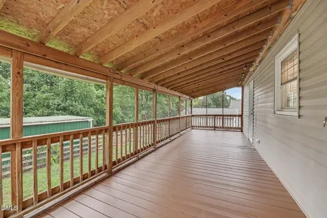 5714 Rolling Meadows Road Randleman NC 27317