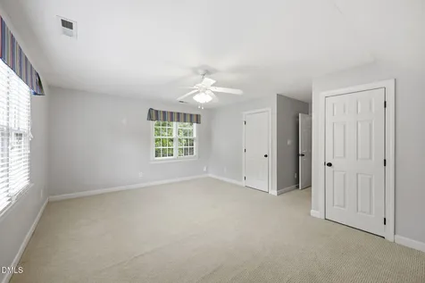 101 Plumtree Way Cary NC 27518