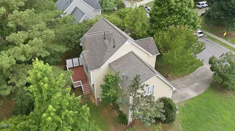 101 Plumtree Way Cary NC 27518