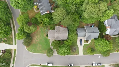 101 Plumtree Way Cary NC 27518