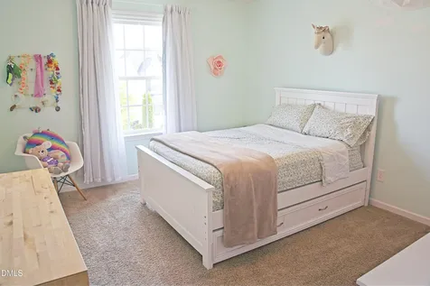 201 King Oak Street Holly Springs NC 27540