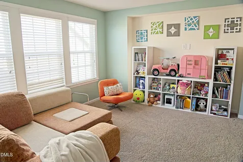 201 King Oak Street Holly Springs NC 27540