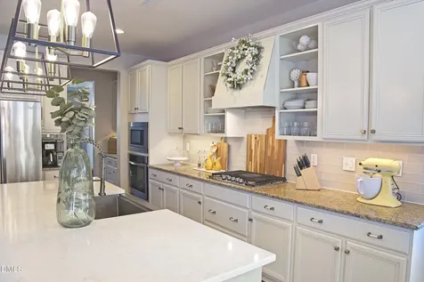 201 King Oak Street Holly Springs NC 27540