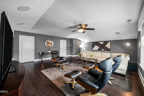 2817 Flora Oaks Way Apex NC 27523