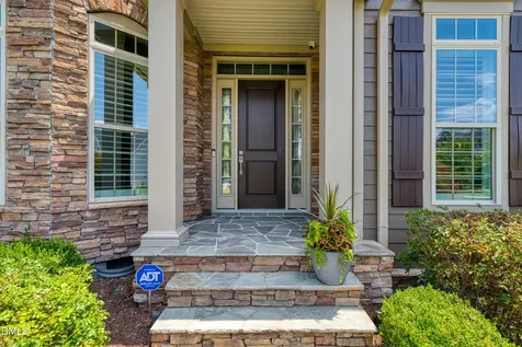 2817 Flora Oaks Way Apex NC 27523
