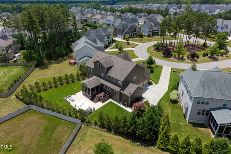 2817 Flora Oaks Way Apex NC 27523