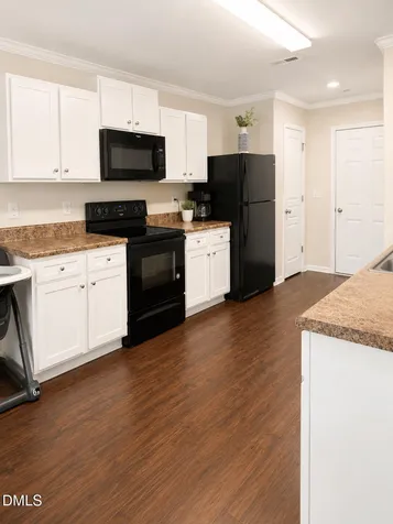 128 Steamboat Lane Burlington NC 27217