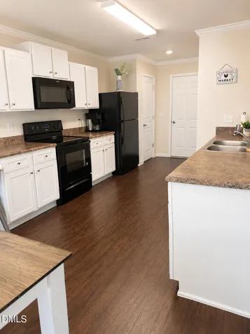 128 Steamboat Lane Burlington NC 27217