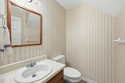 6624 English Ivy Lane Raleigh NC 27615