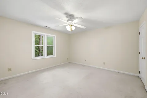 6624 English Ivy Lane Raleigh NC 27615