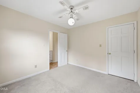6624 English Ivy Lane Raleigh NC 27615