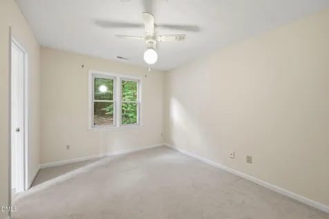 6624 English Ivy Lane Raleigh NC 27615