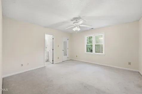 6624 English Ivy Lane Raleigh NC 27615