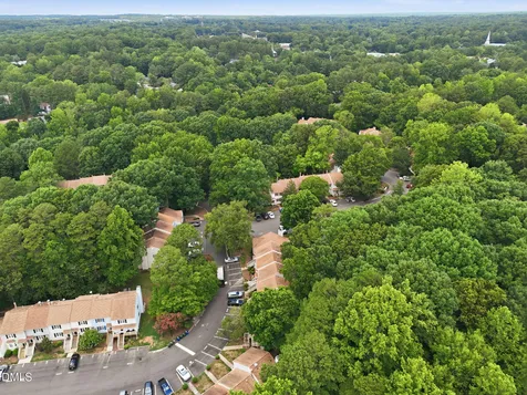 6624 English Ivy Lane Raleigh NC 27615