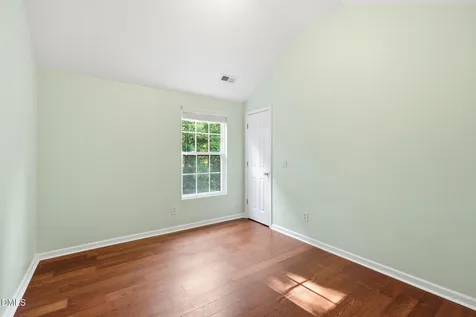 4232 Dalcross Road Raleigh NC 27610