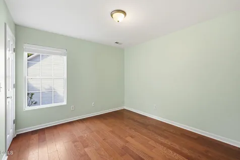 4232 Dalcross Road Raleigh NC 27610