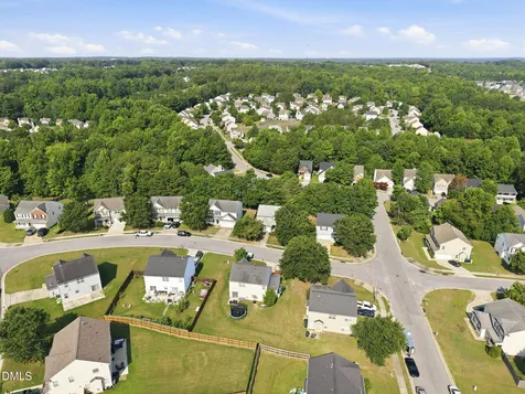 4232 Dalcross Road Raleigh NC 27610