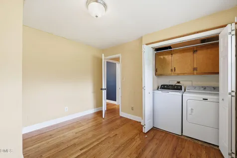 1517 Edith Street Burlington NC 27215