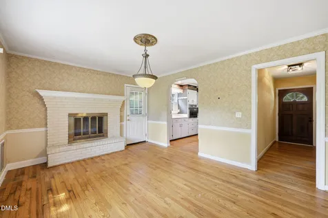 1517 Edith Street Burlington NC 27215
