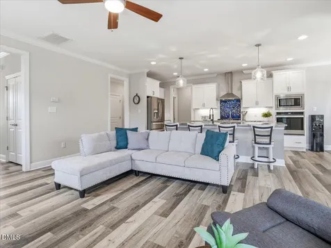 2907 Meadow Bluffs Way Fuquay Varina NC 27526