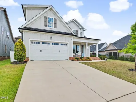 2907 Meadow Bluffs Way Fuquay Varina NC 27526
