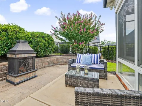 2907 Meadow Bluffs Way Fuquay Varina NC 27526