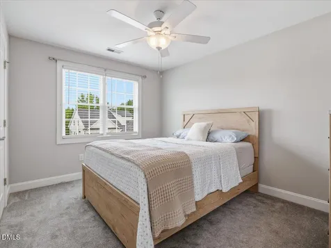 2907 Meadow Bluffs Way Fuquay Varina NC 27526