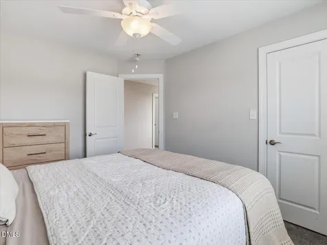 2907 Meadow Bluffs Way Fuquay Varina NC 27526