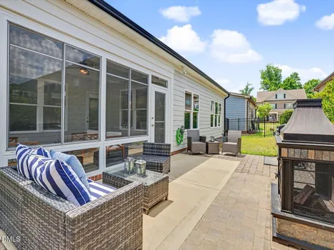 2907 Meadow Bluffs Way Fuquay Varina NC 27526