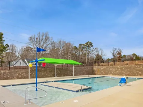 2907 Meadow Bluffs Way Fuquay Varina NC 27526