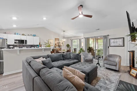 4022 Wellington Ridge Loop Cary NC 27518
