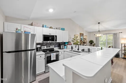 4022 Wellington Ridge Loop Cary NC 27518