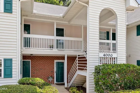 4022 Wellington Ridge Loop Cary NC 27518