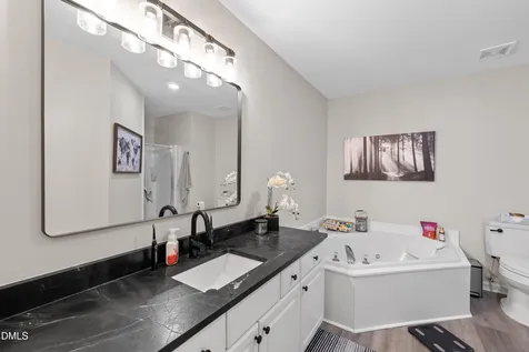 4022 Wellington Ridge Loop Cary NC 27518