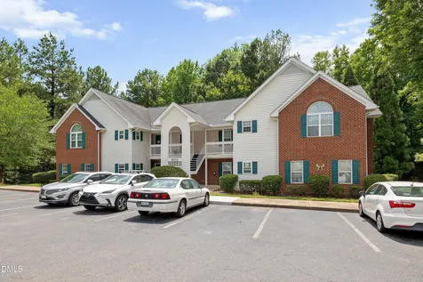 4022 Wellington Ridge Loop Cary NC 27518