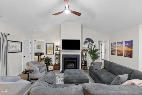 4022 Wellington Ridge Loop Cary NC 27518