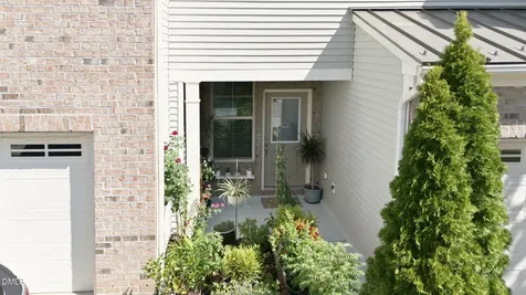 734 Davenbury Way Cary NC 27513