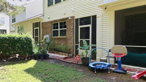 734 Davenbury Way Cary NC 27513
