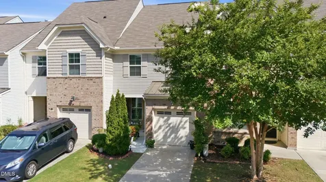 734 Davenbury Way Cary NC 27513