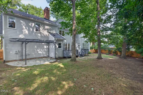 202 Stoneleigh Drive Cary NC 27511