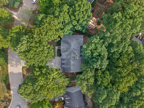 202 Stoneleigh Drive Cary NC 27511