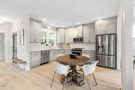 186 Bluffwood Avenue Chapel Hill NC 27516