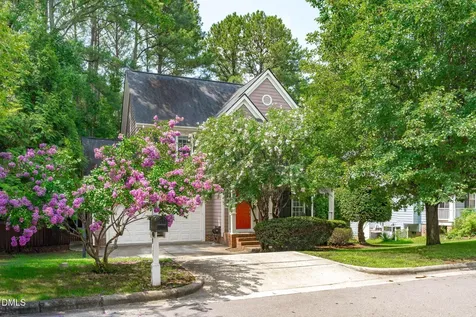 102 Stenness Court Apex NC 27502