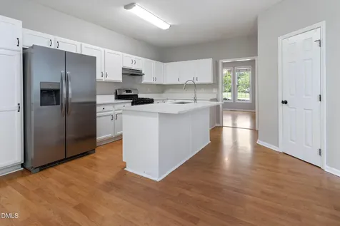 1004 White Meadows Drive Fuquay Varina NC 27526