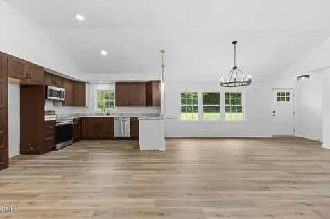 426 Fitch Drive Mebane NC 27302